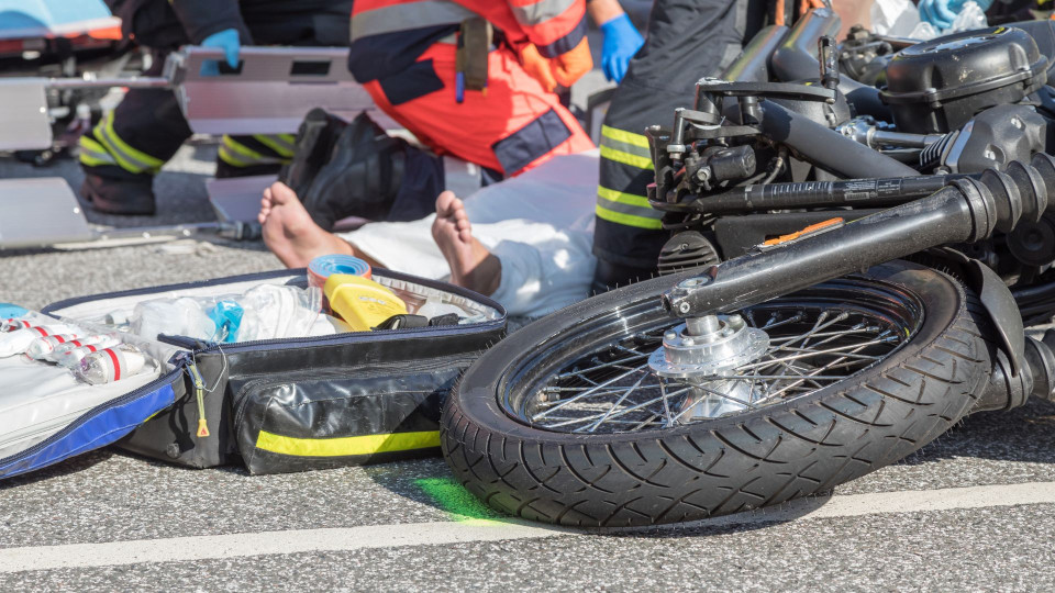 Na motorce stačí vteřina. Máte krytá záda?